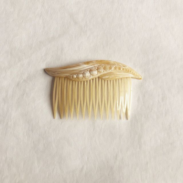ヘアコーム (ivory) | Lochie |