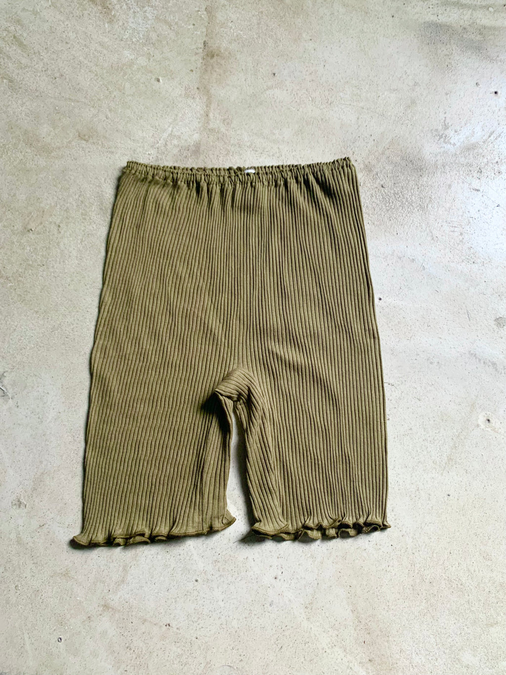 オーガニックコットン オーバーショーツ (olive green) | Lochie |